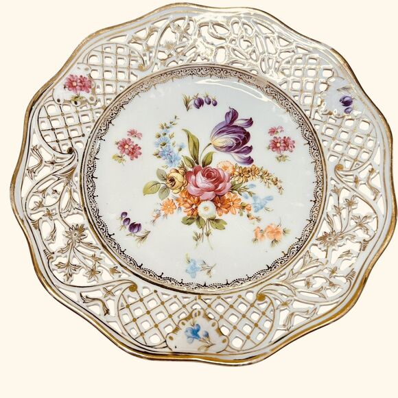 Schumann Dresden Bouquet Pierced Wall Plate 8" Germany Vintage Fine Porcelain - Picture 1 of 9